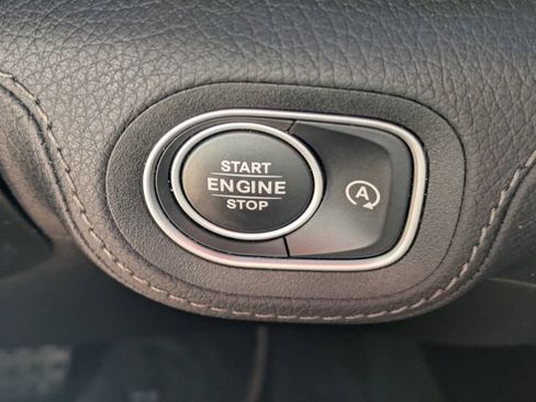 Used 2024 Mercedes-Benz GLE 53 AMG 4MATIC image 32
