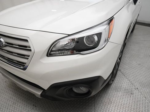 Used 2016 Subaru Outback 2.5i Limited image 23