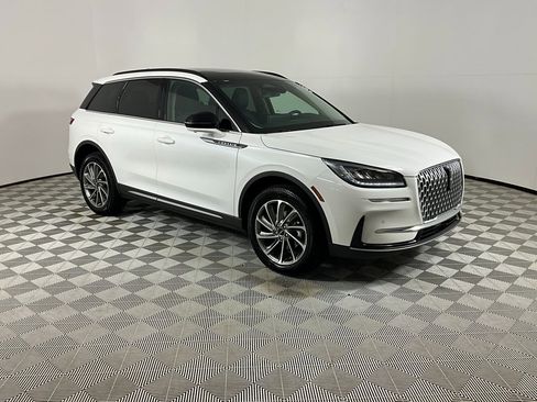 Used 2025 Lincoln Corsair FWD w/ Equipment Group 101A image 6