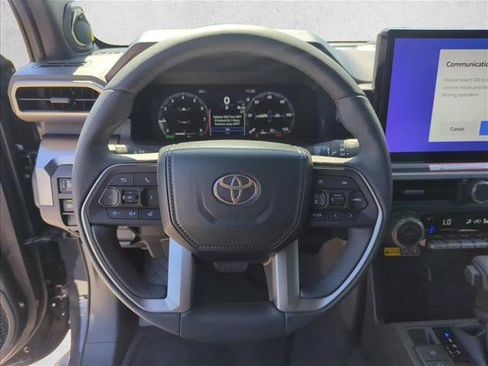 Used 2026 Toyota 4Runner TRD Off-Road Premium AWD/4WD image 13