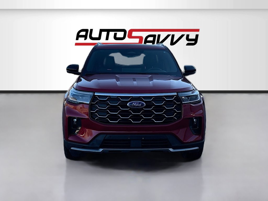 Used 2025 Ford Explorer Platinum AWD/4WD image 2