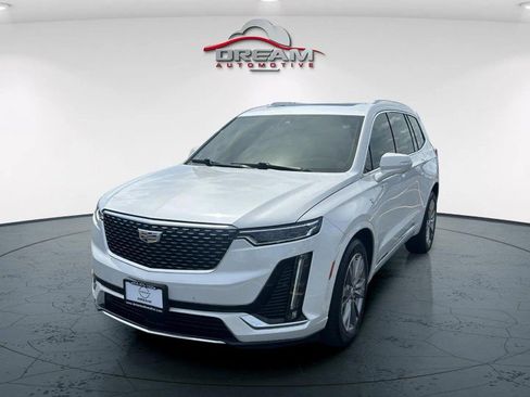 Used 2023 Cadillac XT6 Premium Luxury w/ Platinum Package AWD/4WD image 4