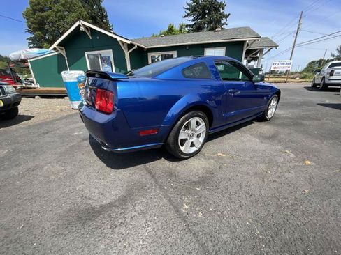 Used 2006 Ford Mustang GT RWD image 4