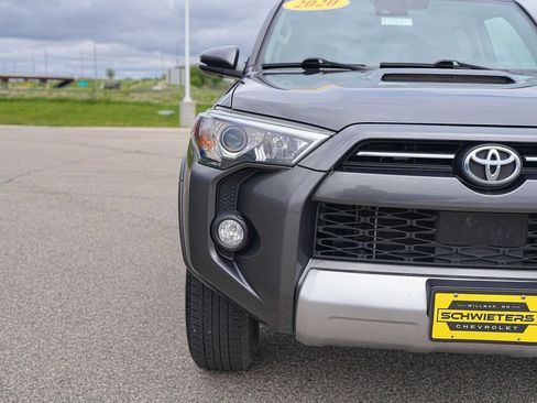 Used 2020 Toyota 4Runner TRD Off-Road Premium AWD/4WD image 4