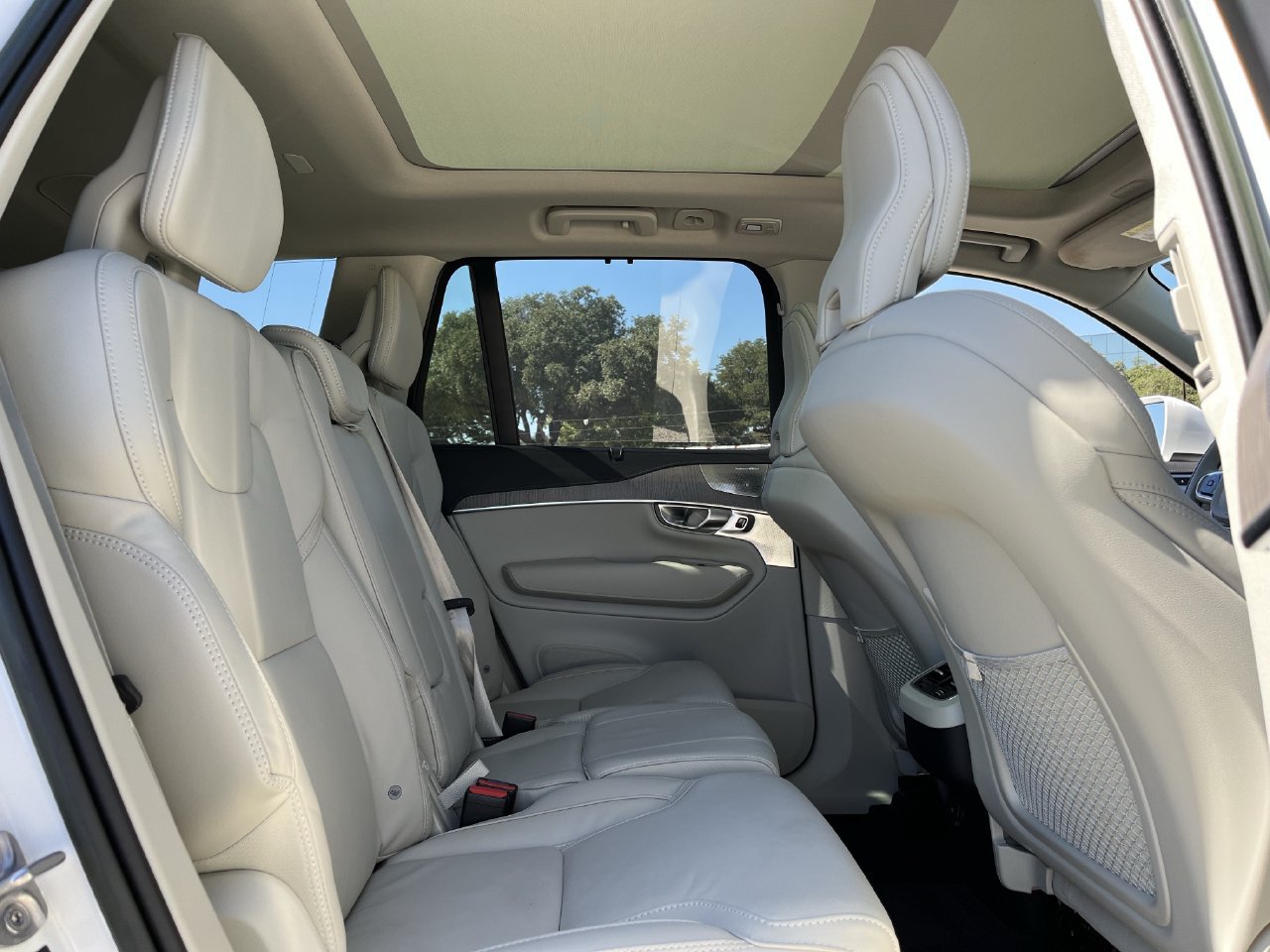 Used 2023 Volvo XC90 B6 Ultimate AWD/4WD image 27
