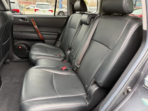 Used 2013 Toyota Highlander Limited image 90