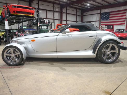 Used 2001 Plymouth Prowler RWD image 21