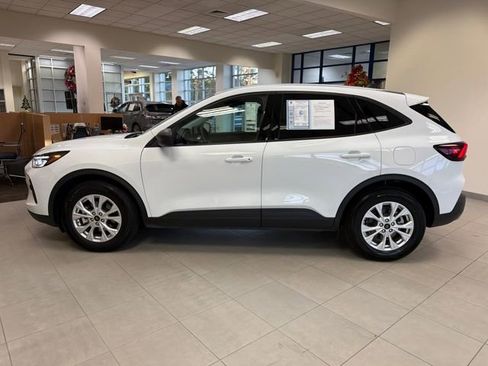 Used 2025 Ford Escape Active image 4