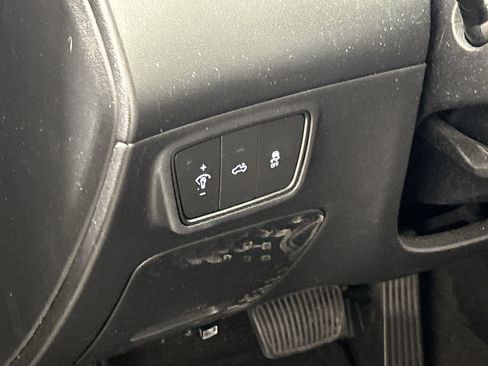 Used 2023 Hyundai Santa Cruz SEL Premium AWD/4WD image 13