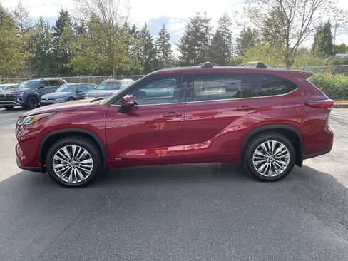 Used 2022 Toyota Highlander Platinum AWD/4WD image 8