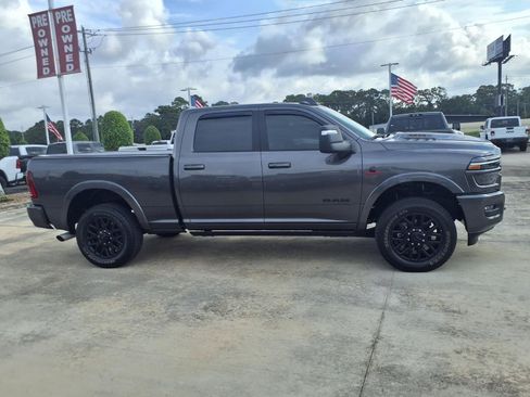 Used 2026 RAM 3500 Limited AWD/4WD image 8