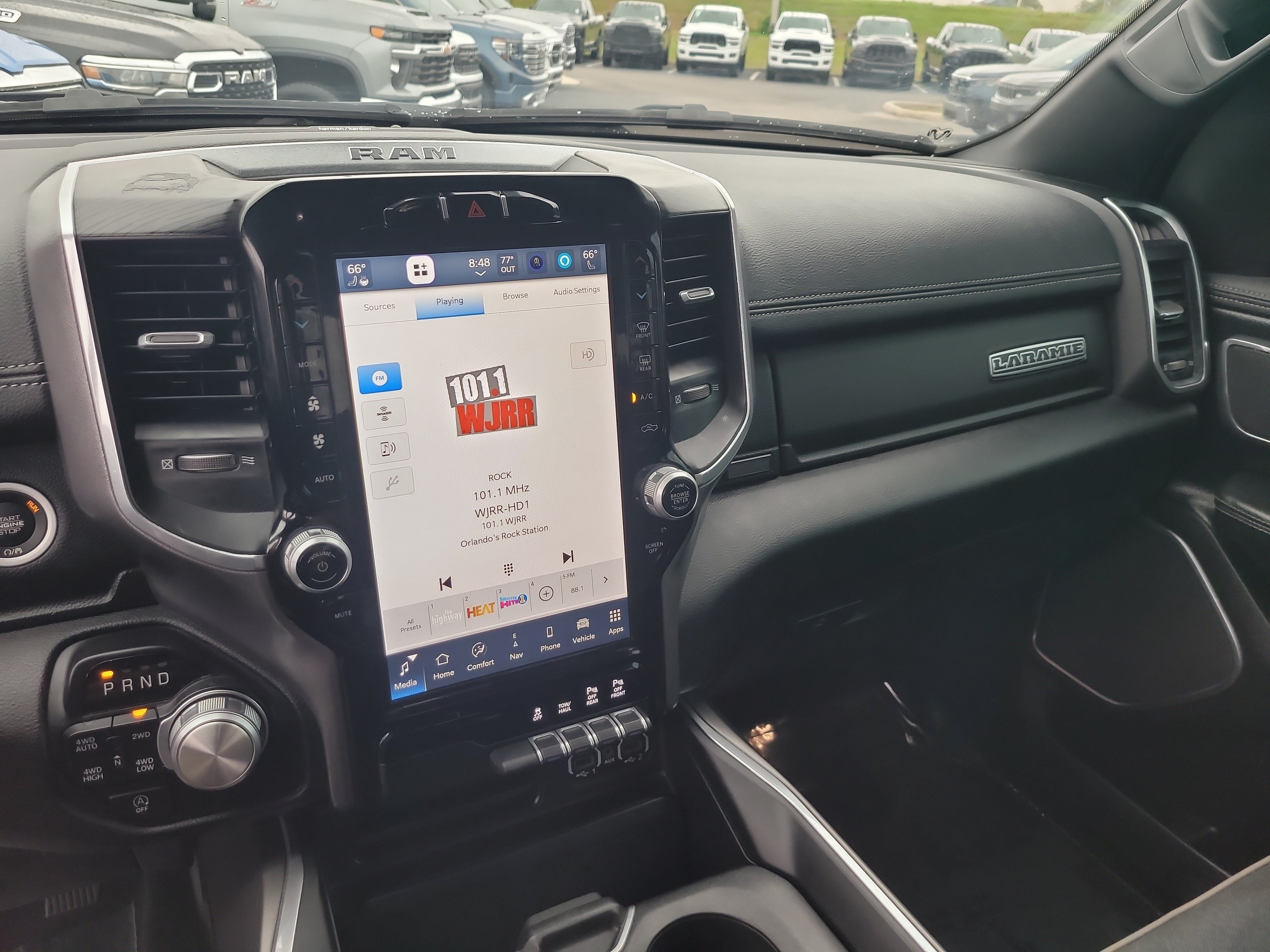Used 2023 RAM 1500 Laramie AWD/4WD image 21