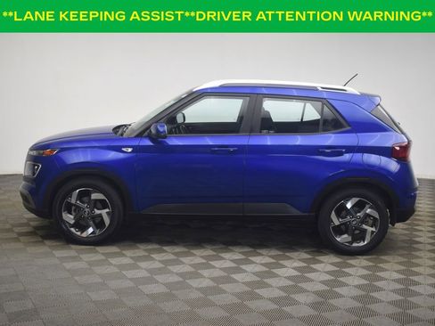 Used 2023 Hyundai Venue Limited w/ Cargo Package FWD image 12