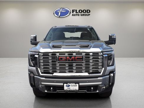 Used 2025 GMC Sierra 2500 Denali w/ Denali Reserve Package AWD/4WD image 2