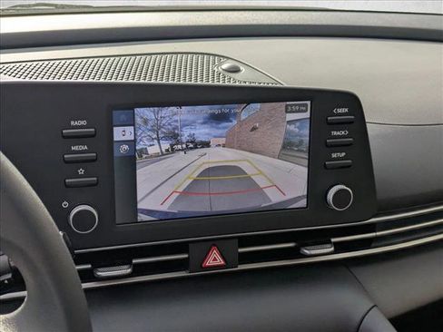 New 2026 Hyundai Elantra SE FWD image 14