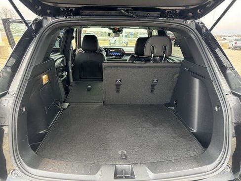 Used 2025 Chevrolet TrailBlazer RS image 31