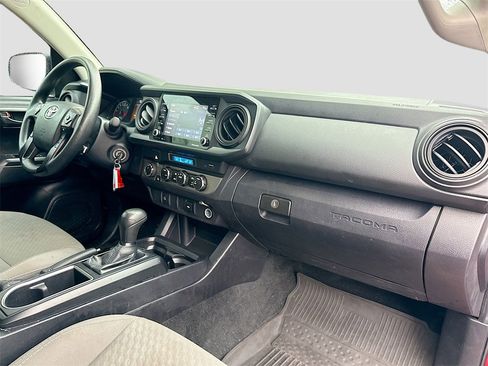 Used 2022 Toyota Tacoma SR image 29