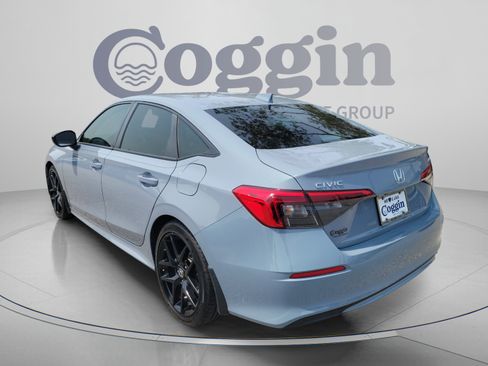 Used 2024 Honda Civic Sport image 2