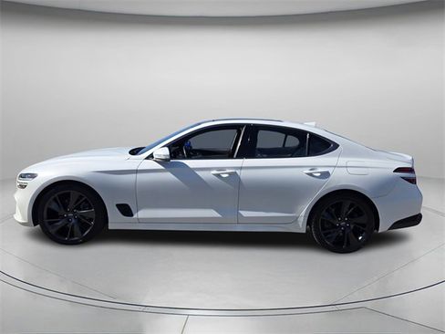 Used 2023 Genesis G70 2.0T w/ Sport Prestige Package image 3