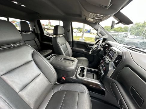 Used 2021 Chevrolet Silverado 1500 LT Trail Boss w/ Convenience Package II image 11