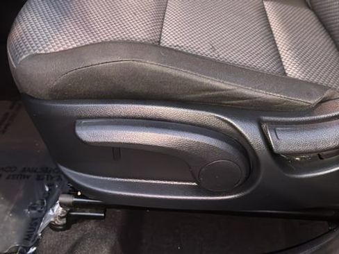 Used 2024 Kia Soul LX w/ Option Group 015 image 28