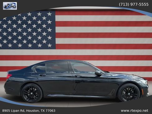 Used 2018 BMW 740i RWD image 11