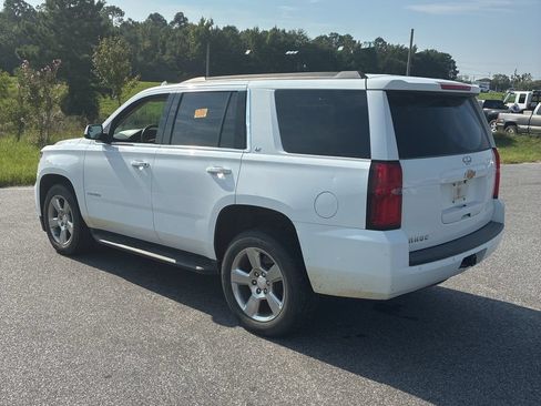 Used 2017 Chevrolet Tahoe LT RWD image 2