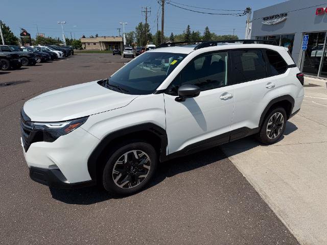 Used 2026 Subaru Forester Premium AWD/4WD image 3