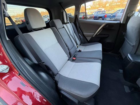 Used 2013 Toyota RAV4 XLE AWD/4WD image 10