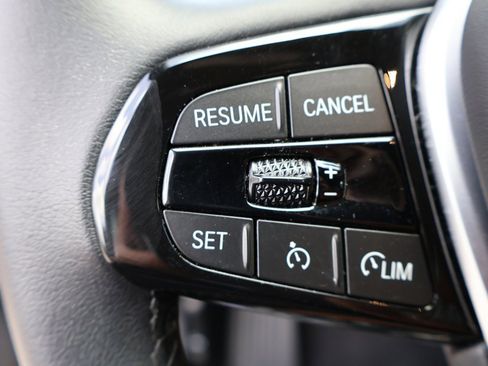 Used 2023 BMW 530e w/ Premium Package image 52