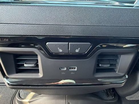 New 2026 GMC Sierra 1500 AT4X AWD/4WD image 23