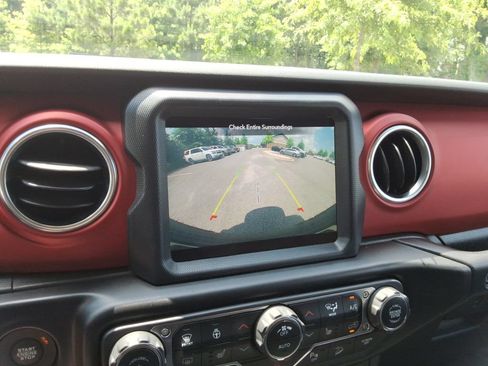 Used 2020 Jeep Wrangler Unlimited Rubicon AWD/4WD image 35