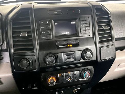 Used 2015 Ford F150 XL w/ Equipment Group 101A Mid image 6