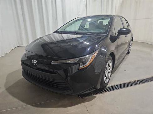 Certified 2024 Toyota Corolla LE FWD image 1