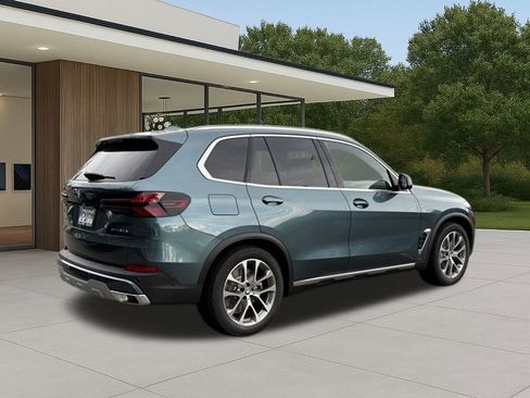 New 2026 BMW X5 xDrive50e w/ Climate Comfort Package image 8