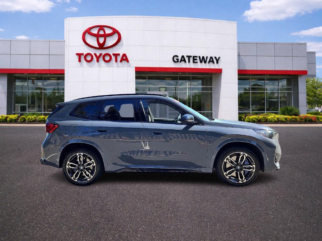 Used 2025 BMW X1 M35i w/ Premium Package AWD/4WD image 4