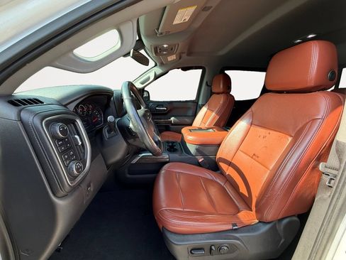Used 2019 Chevrolet Silverado 1500 RST AWD/4WD image 12