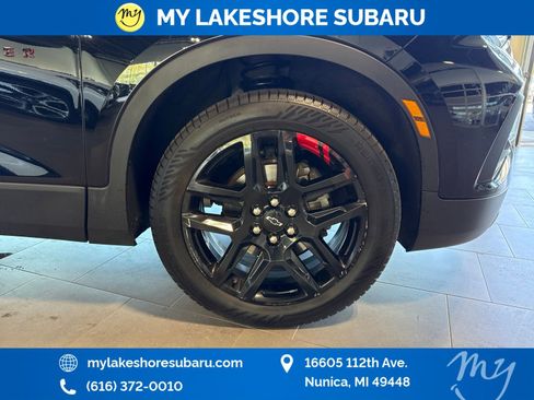 Used 2021 Chevrolet Blazer LT w/ Redline Edition AWD/4WD image 32