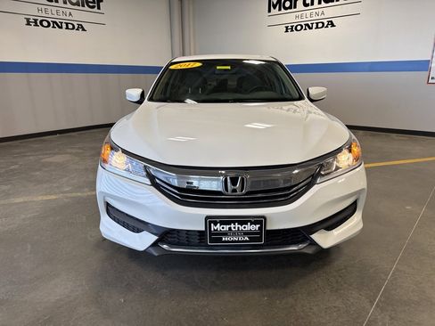 Used 2017 Honda Accord LX image 2