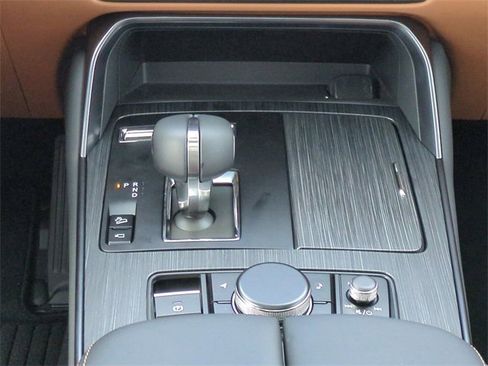 New 2025 MAZDA CX-70 3.3 Turbo S w/ Premium Plus image 19