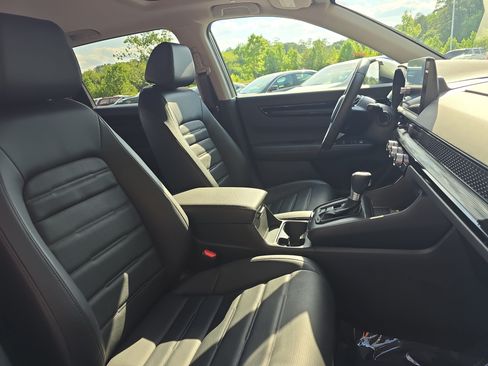 Used 2025 Honda CR-V EX-L image 10