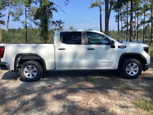 New 2025 GMC Sierra 1500 Pro w/ Pro Value Package AWD/4WD image 4