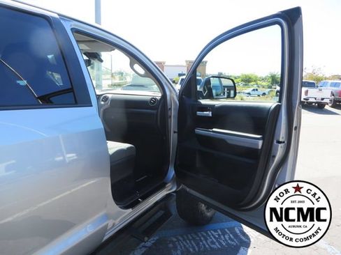 Used 2018 Toyota Tundra SR5 w/ SR5 Upgrade Package AWD/4WD image 50