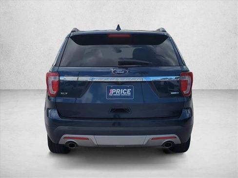 Used 2016 Ford Explorer XLT w/ Equipment Group 202A image 6