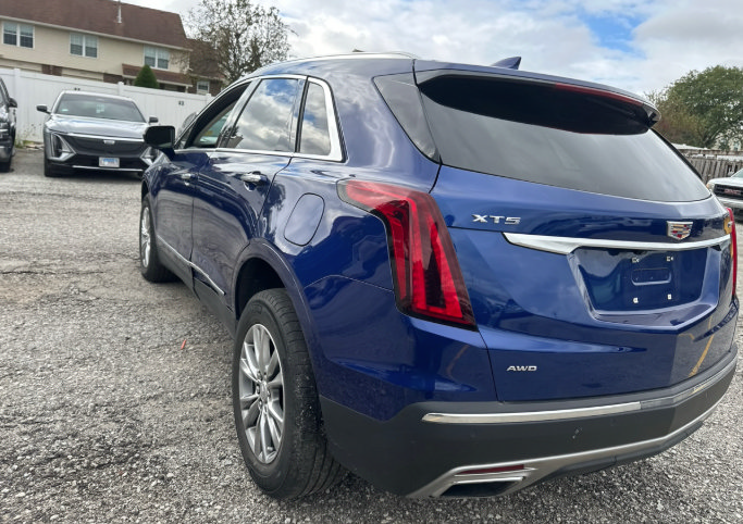 Used 2023 Cadillac XT5 Premium Luxury AWD/4WD image 7