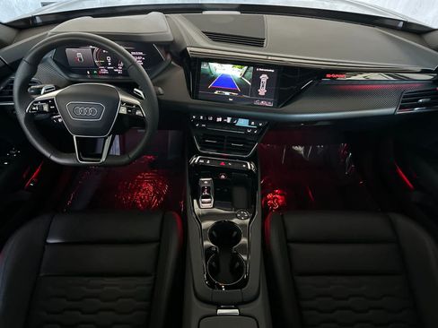 Used 2024 Audi e-tron GT Premium Plus AWD/4WD image 3