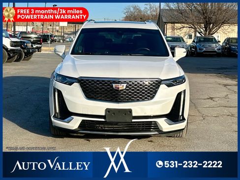 Used 2022 Cadillac XT6 Premium Luxury w/ Technology Package image 2