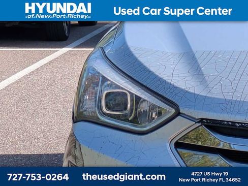 Used 2015 Hyundai Santa Fe Sport w/ Option Group 02 FWD image 9