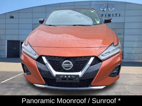 Used 2019 Nissan Maxima SR w/ Premium Package FWD image 9