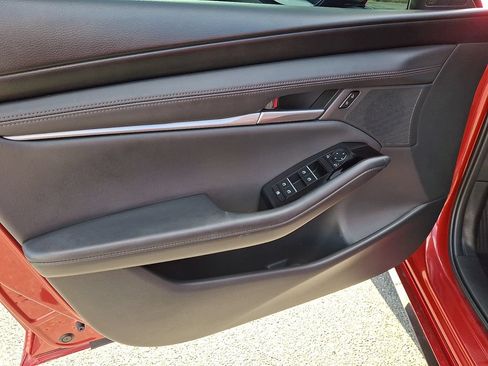 Used 2026 MAZDA MAZDA3 s Sport FWD image 12